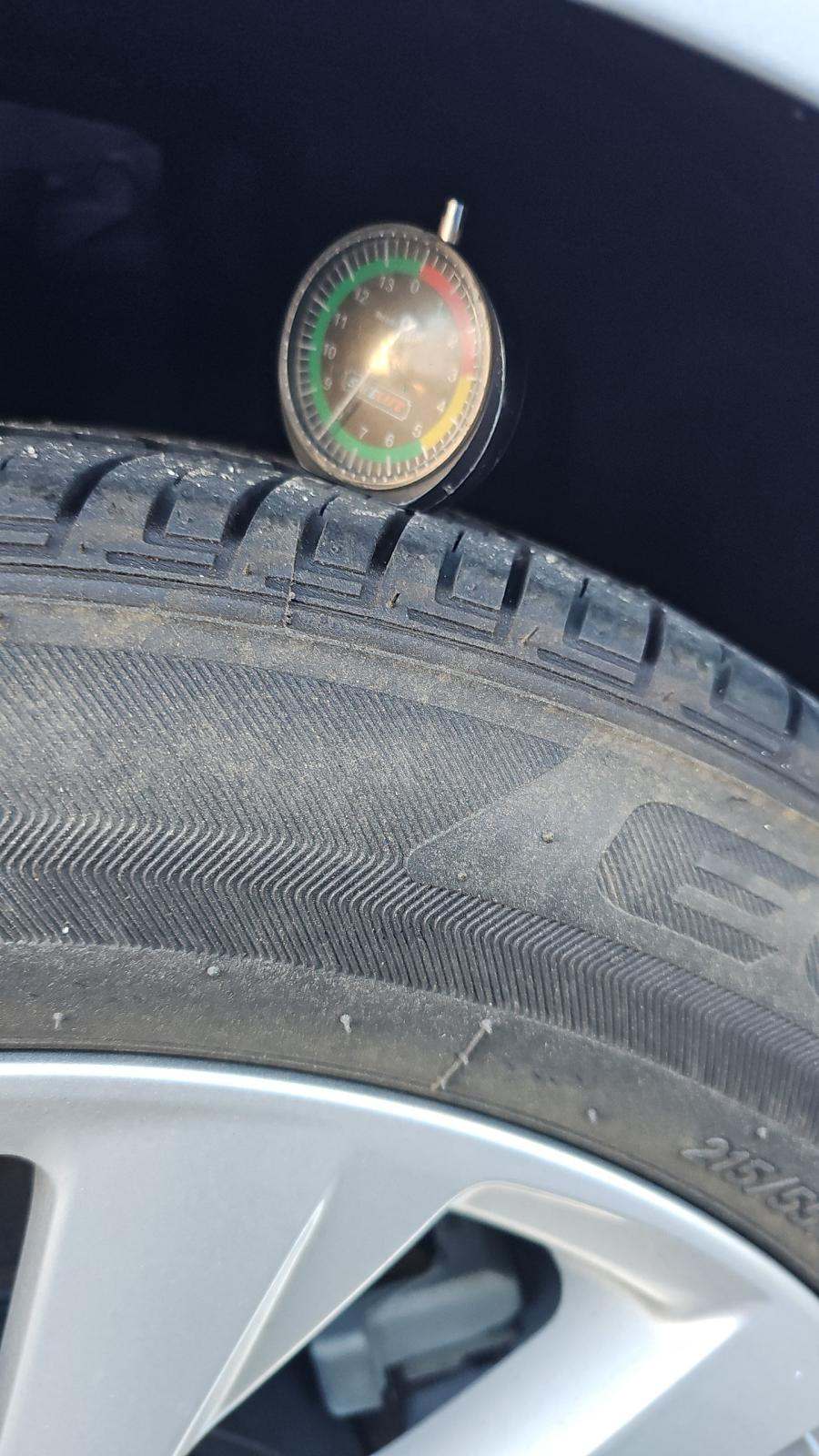 2024 Toyota Camry LE FWD