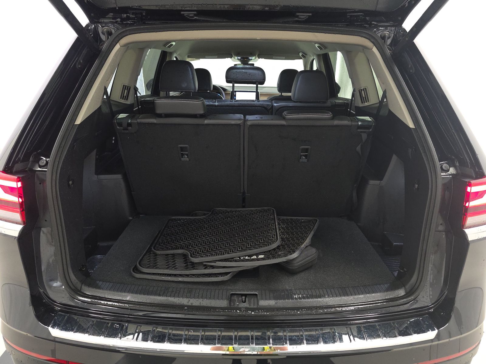 2024 Volkswagen Atlas 2.0T SE AWD