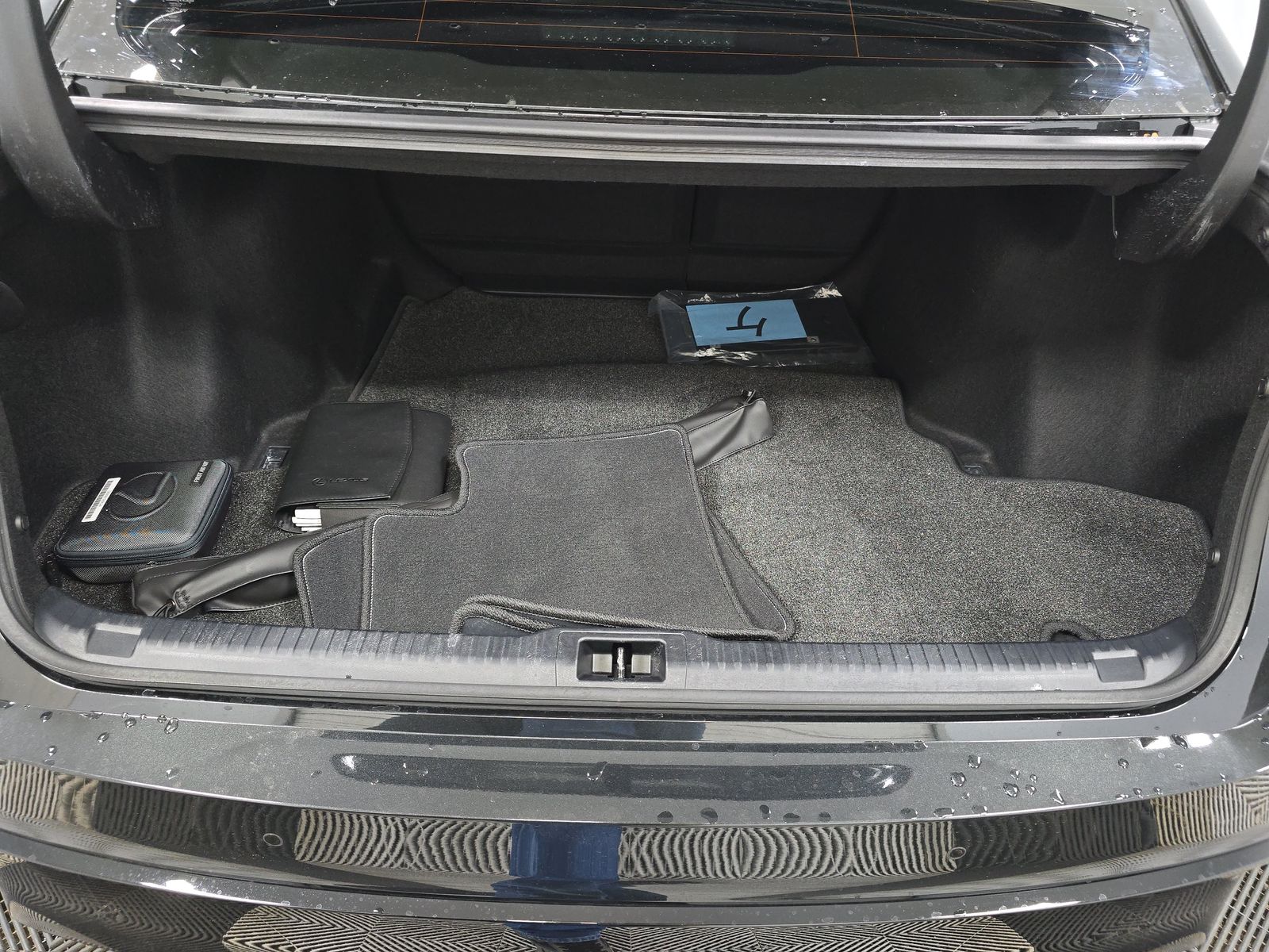 2025 Lexus IS IS 350 F SPORT RWD