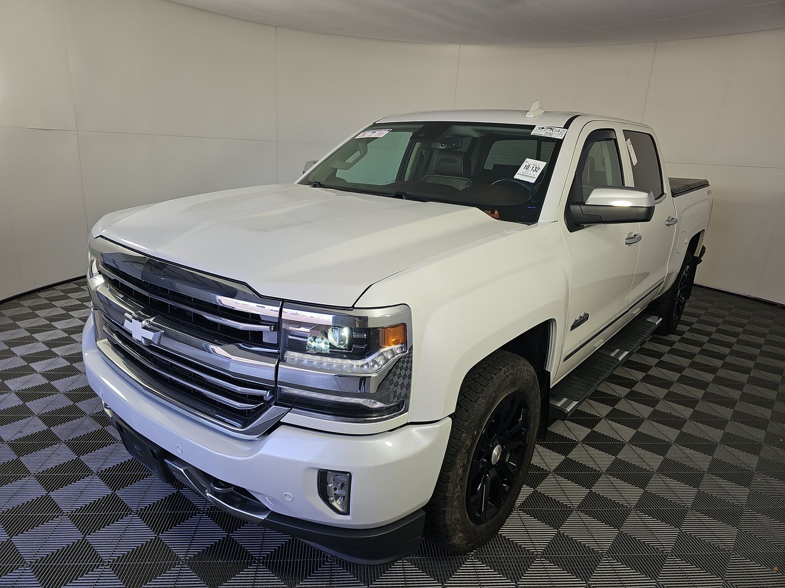 2017 Chevrolet Silverado 1500 High Country AWD