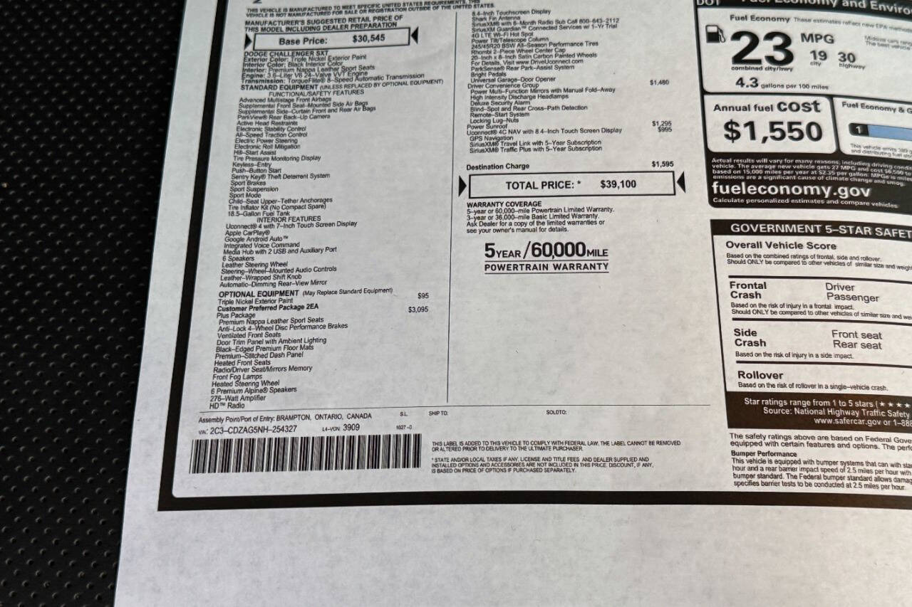 2022 Dodge Challenger SXT RWD