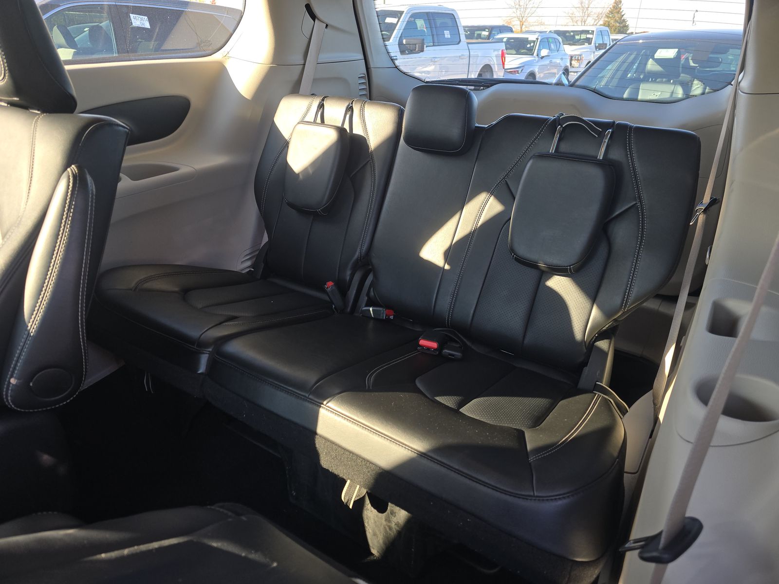 2024 Chrysler Pacifica Hybrid Select FWD