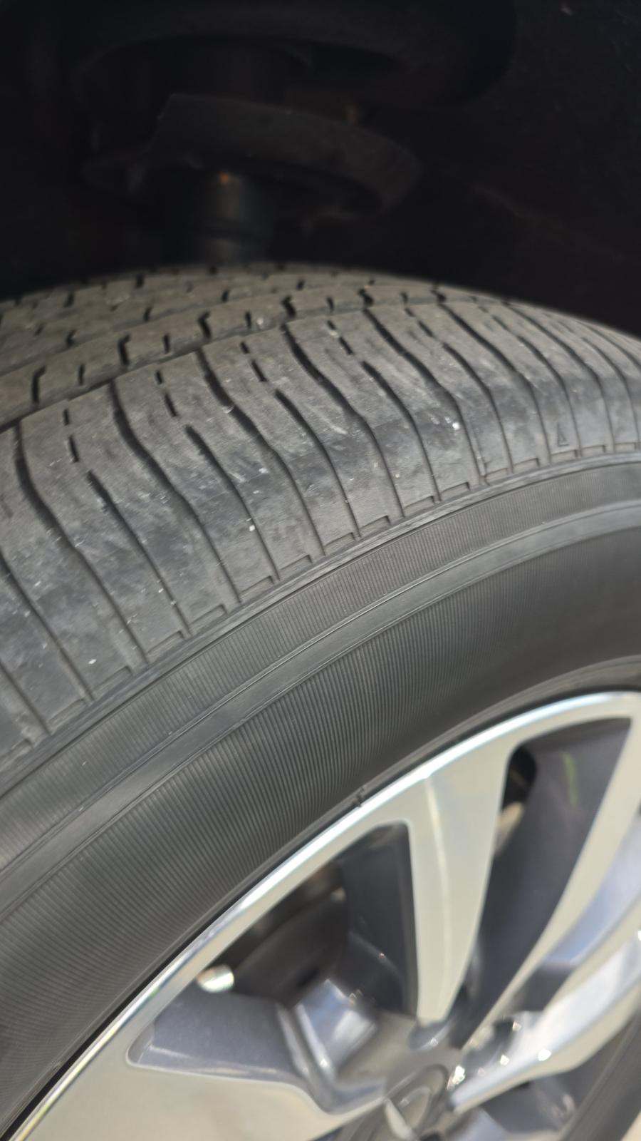 2024 Chrysler Pacifica Hybrid Select FWD