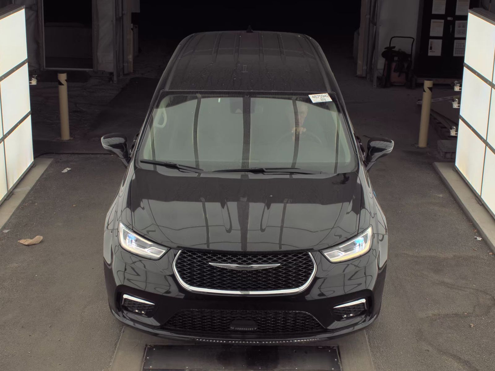 2024 Chrysler Pacifica Hybrid Select FWD