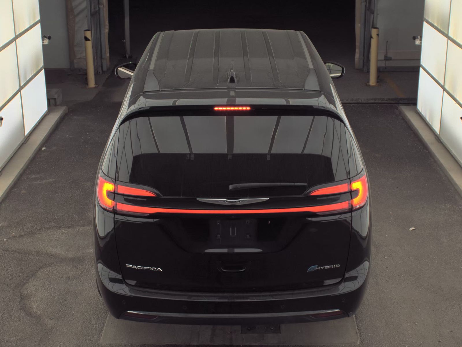 2024 Chrysler Pacifica Hybrid Select FWD