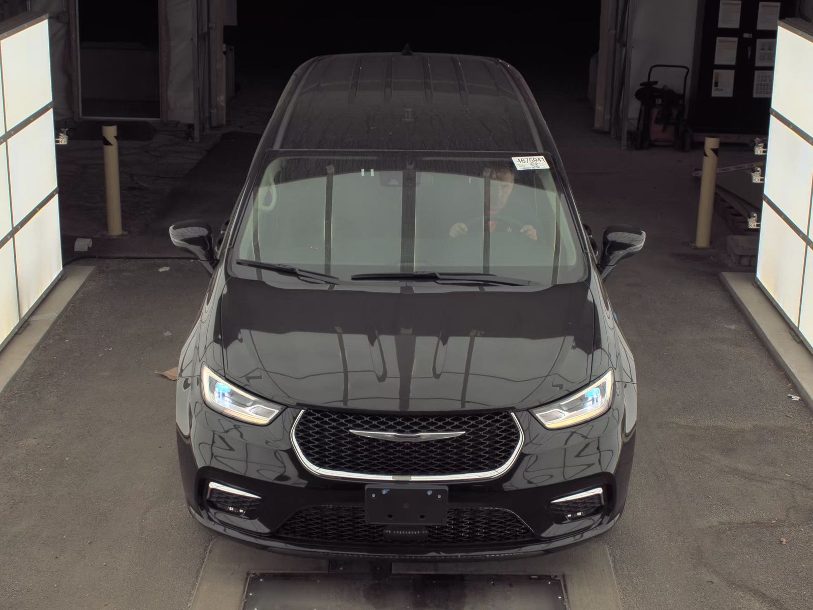 2024 Chrysler Pacifica Hybrid Select FWD