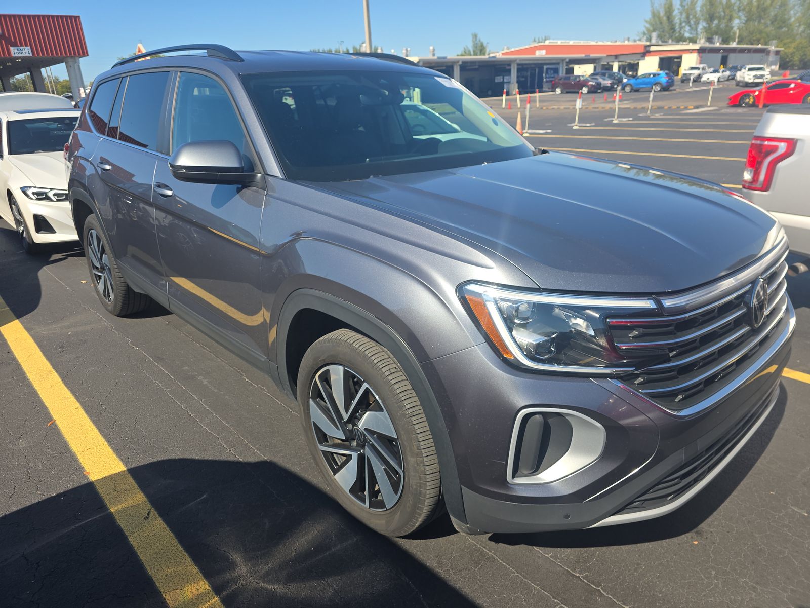 2024 Volkswagen Atlas 2.0T SE AWD