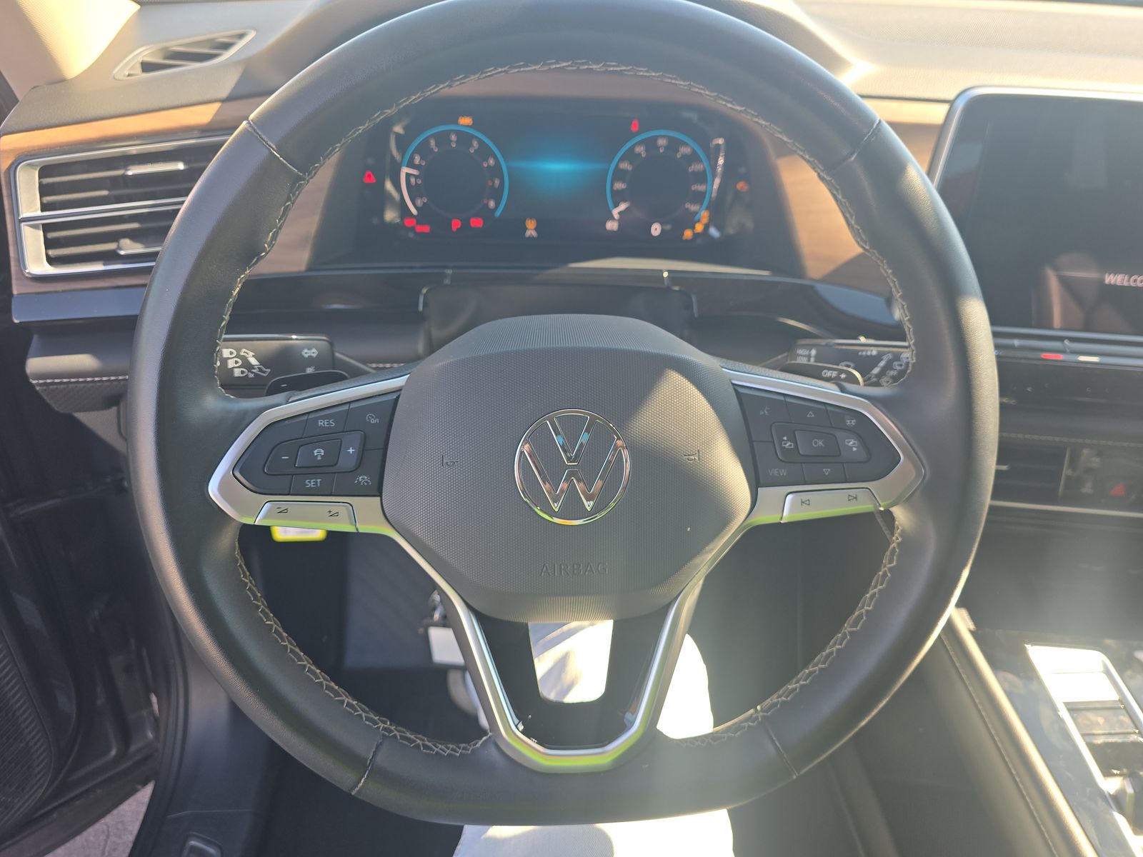 2024 Volkswagen Atlas 2.0T SE AWD