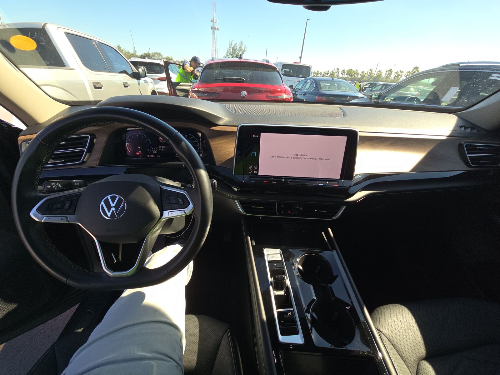 2024 Volkswagen Atlas 2.0T SE AWD