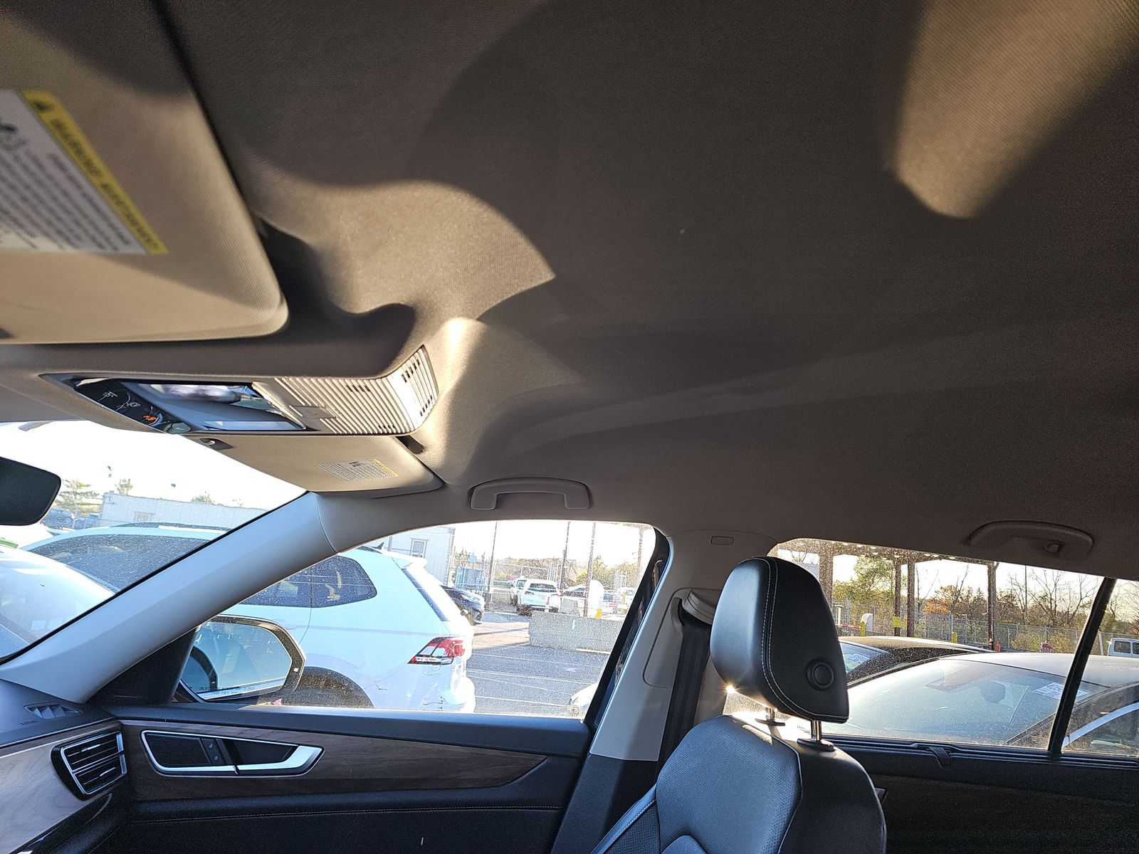 2024 Volkswagen Atlas 2.0T SE AWD