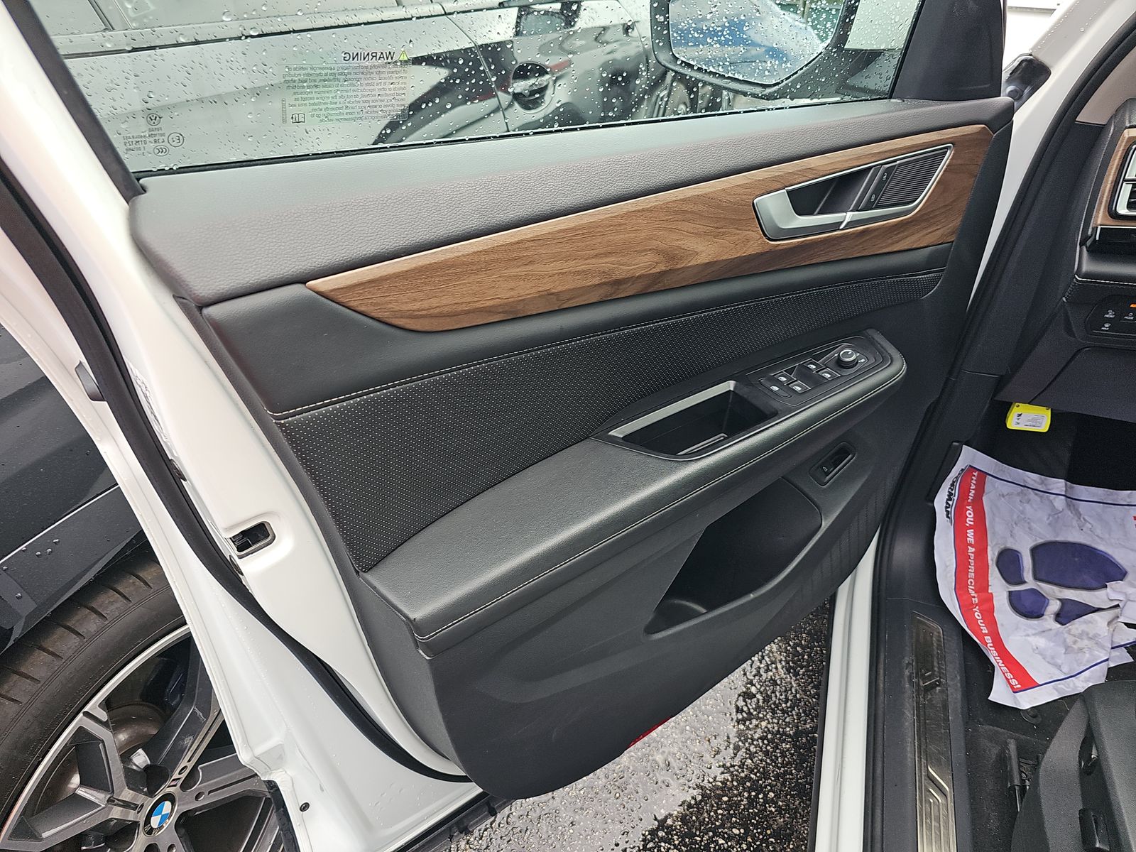 2024 Volkswagen Atlas 2.0T SE AWD