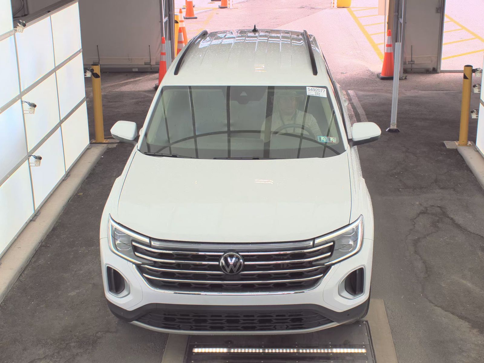 2024 Volkswagen Atlas 2.0T SE AWD