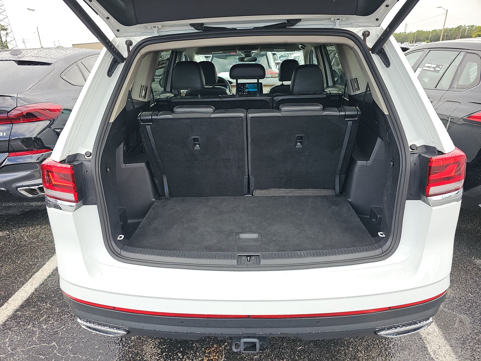 2024 Volkswagen Atlas 2.0T SE AWD