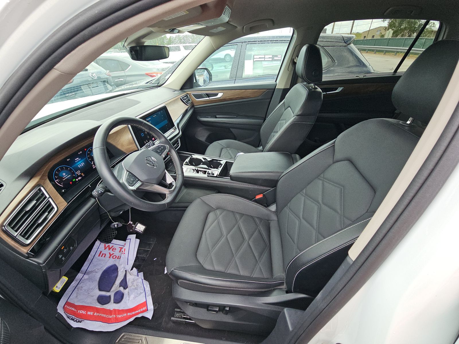 2024 Volkswagen Atlas 2.0T SE AWD