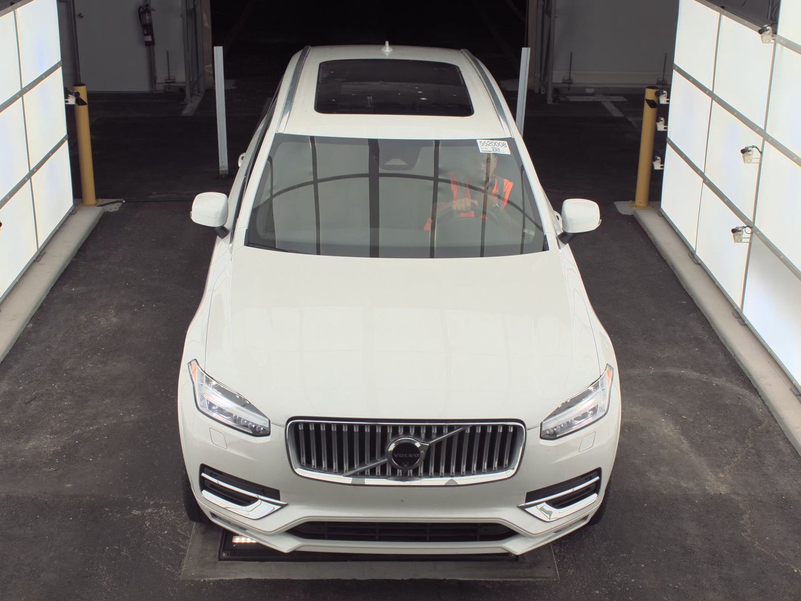 2024 Volvo XC90 B5 Plus AWD