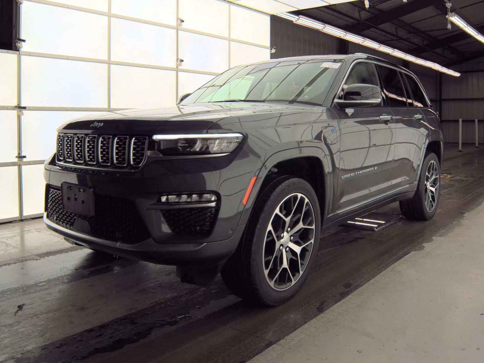 2022 Jeep Grand Cherokee 4xe Summit Reserve AWD