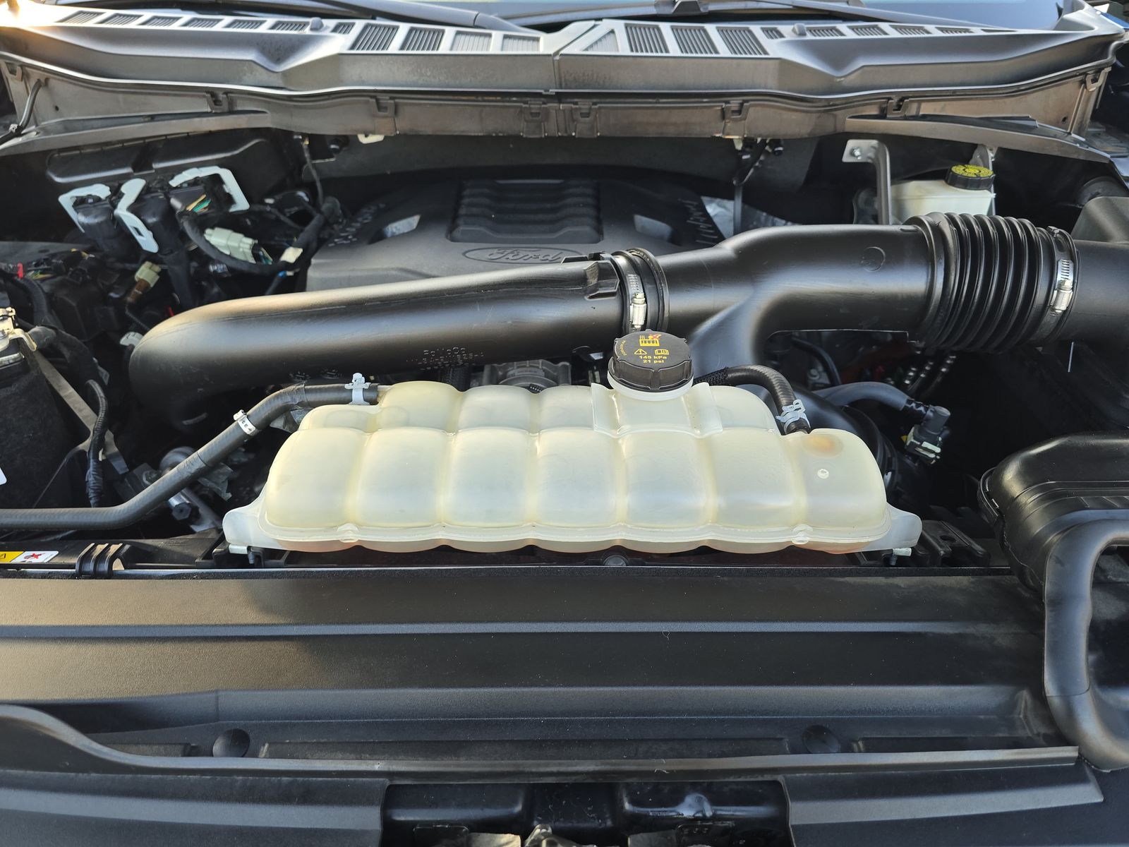 2022 Ford F-150 Lariat FWD