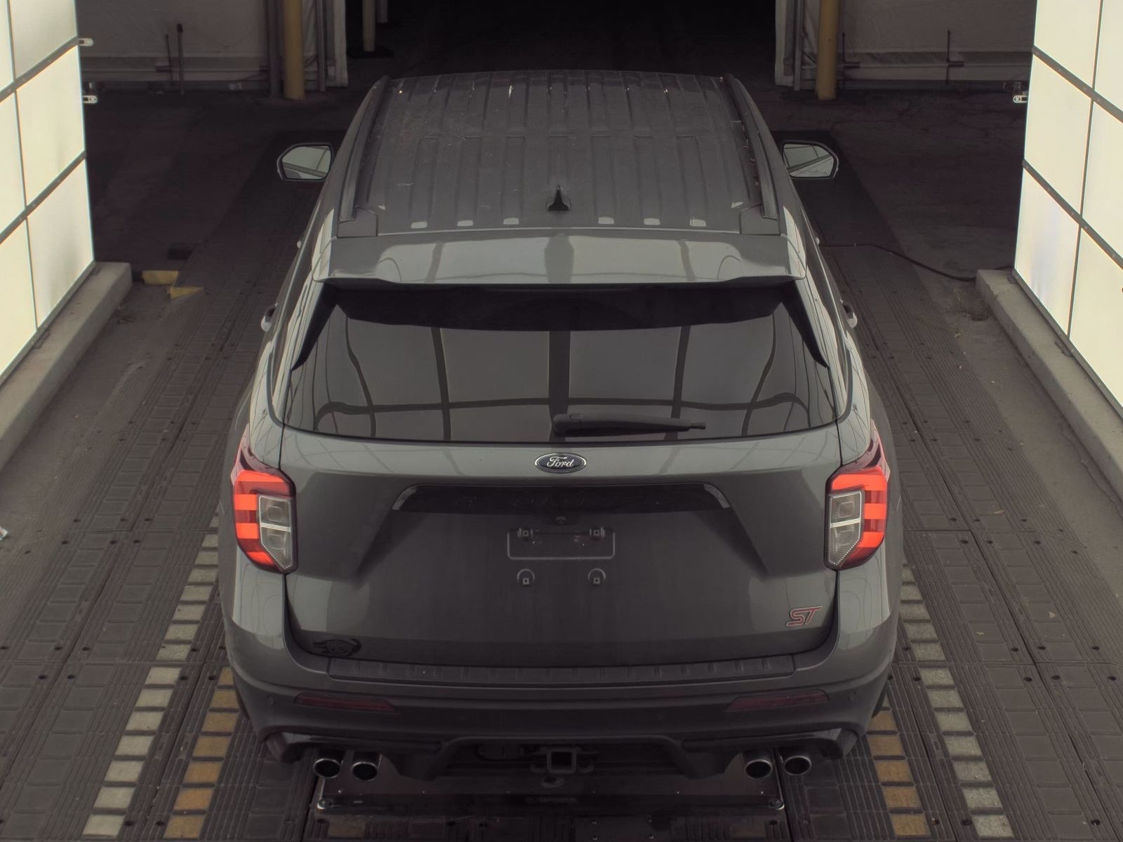 2022 Ford Explorer ST FWD