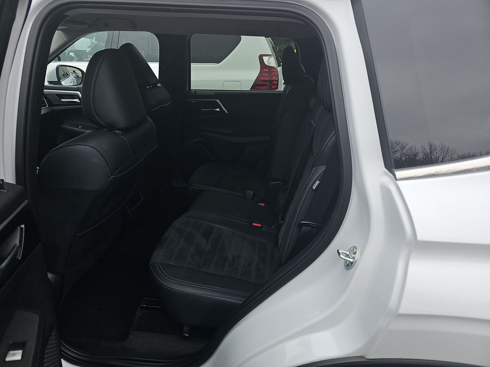 2024 Mitsubishi Outlander SE AWD