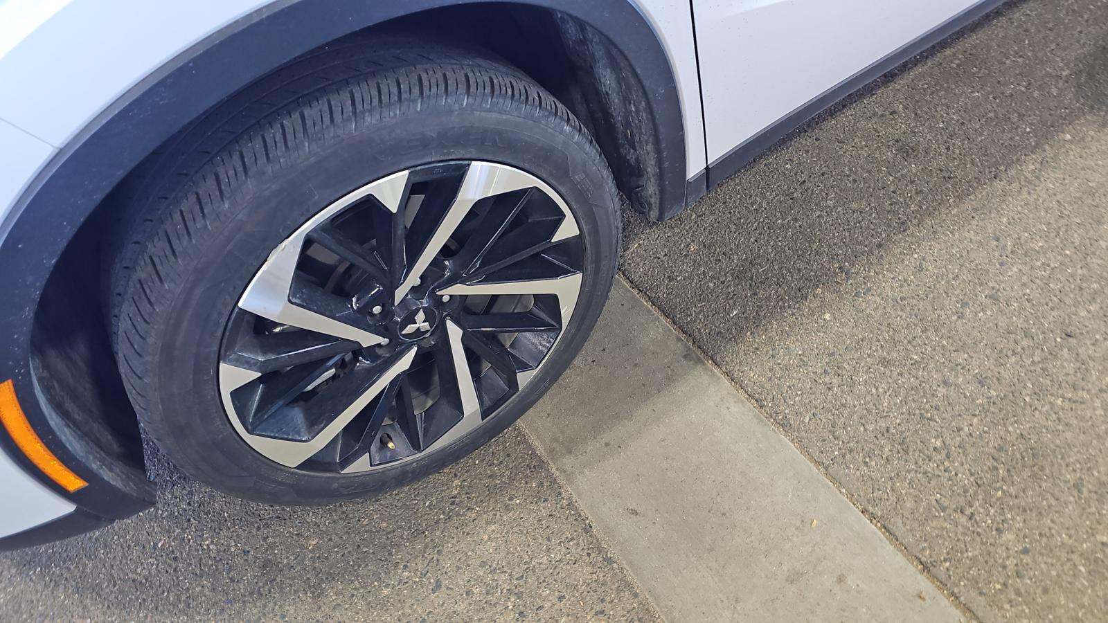 2024 Mitsubishi Outlander SE FWD