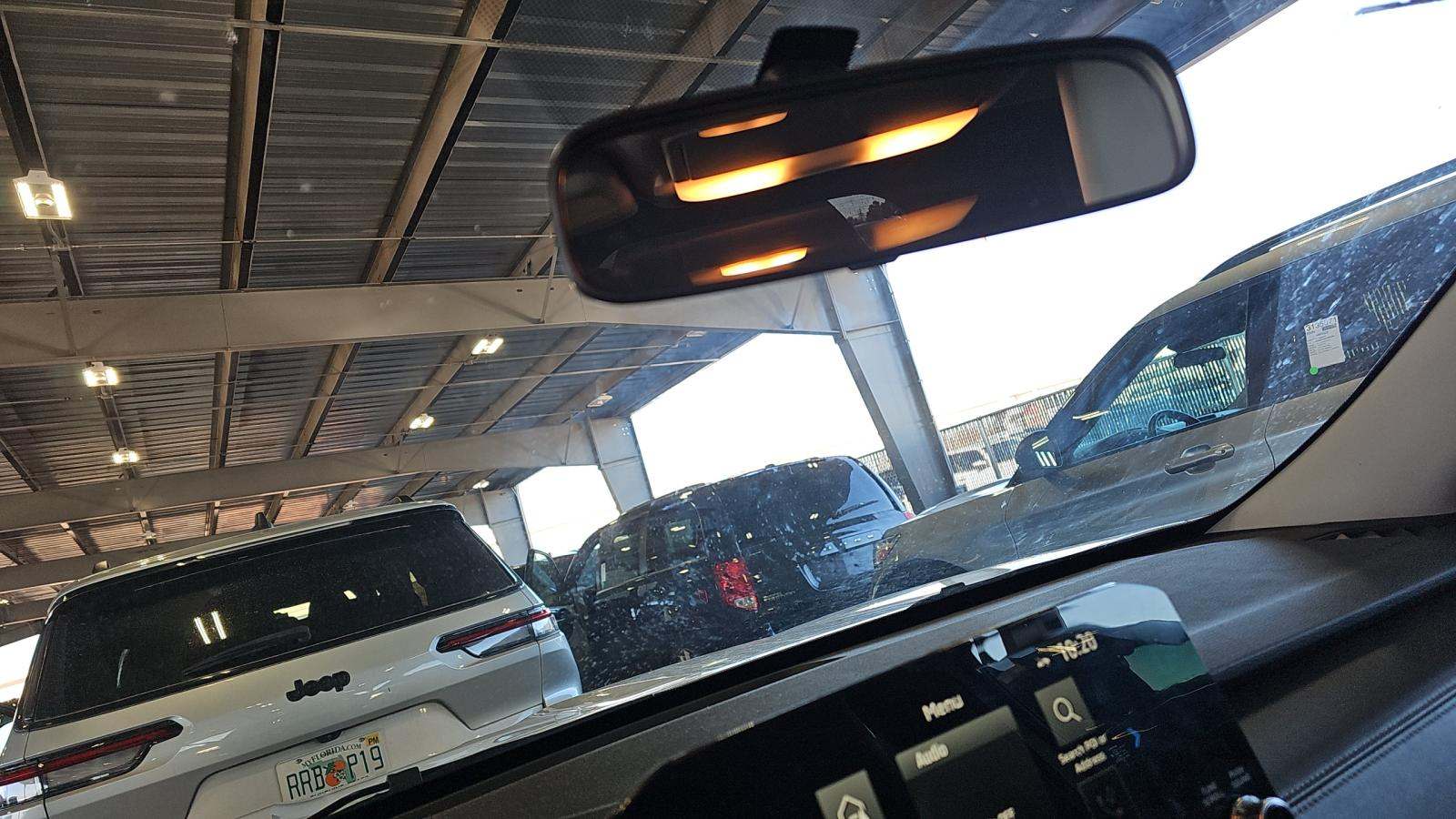 2024 Mitsubishi Outlander SE FWD