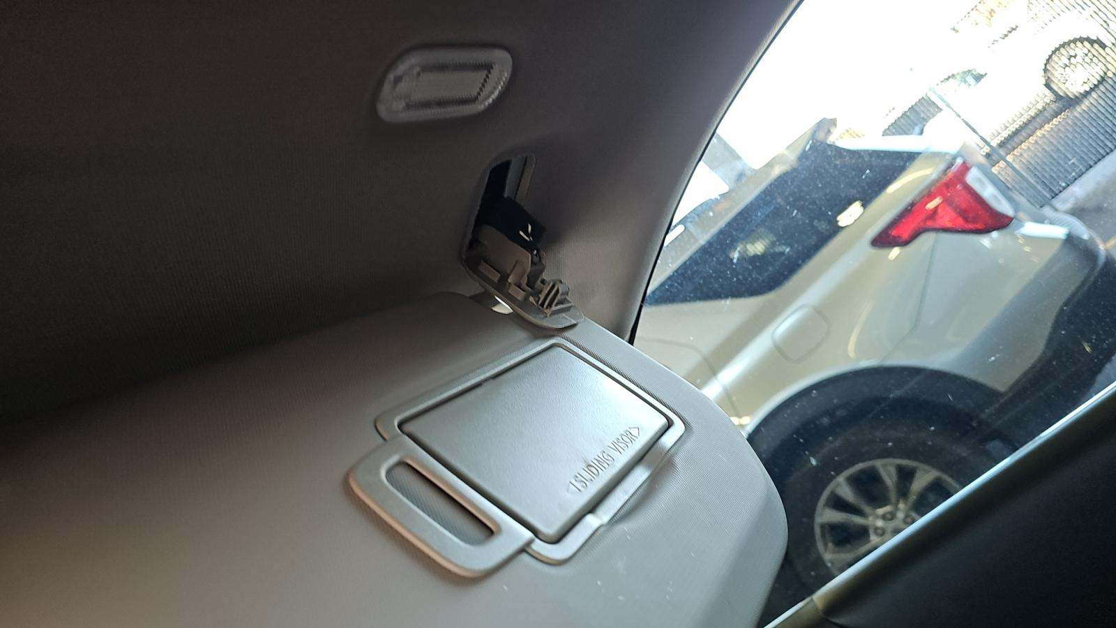 2024 Mitsubishi Outlander SE FWD