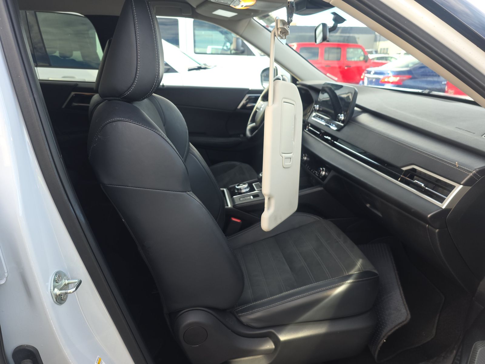 2024 Mitsubishi Outlander SE FWD