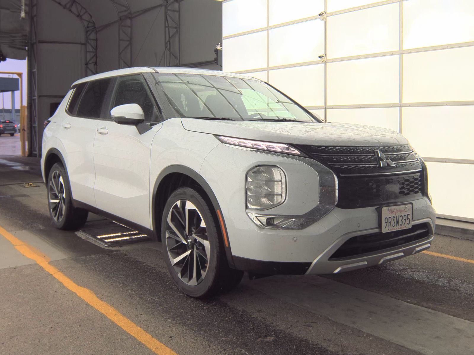 2024 Mitsubishi Outlander SE FWD