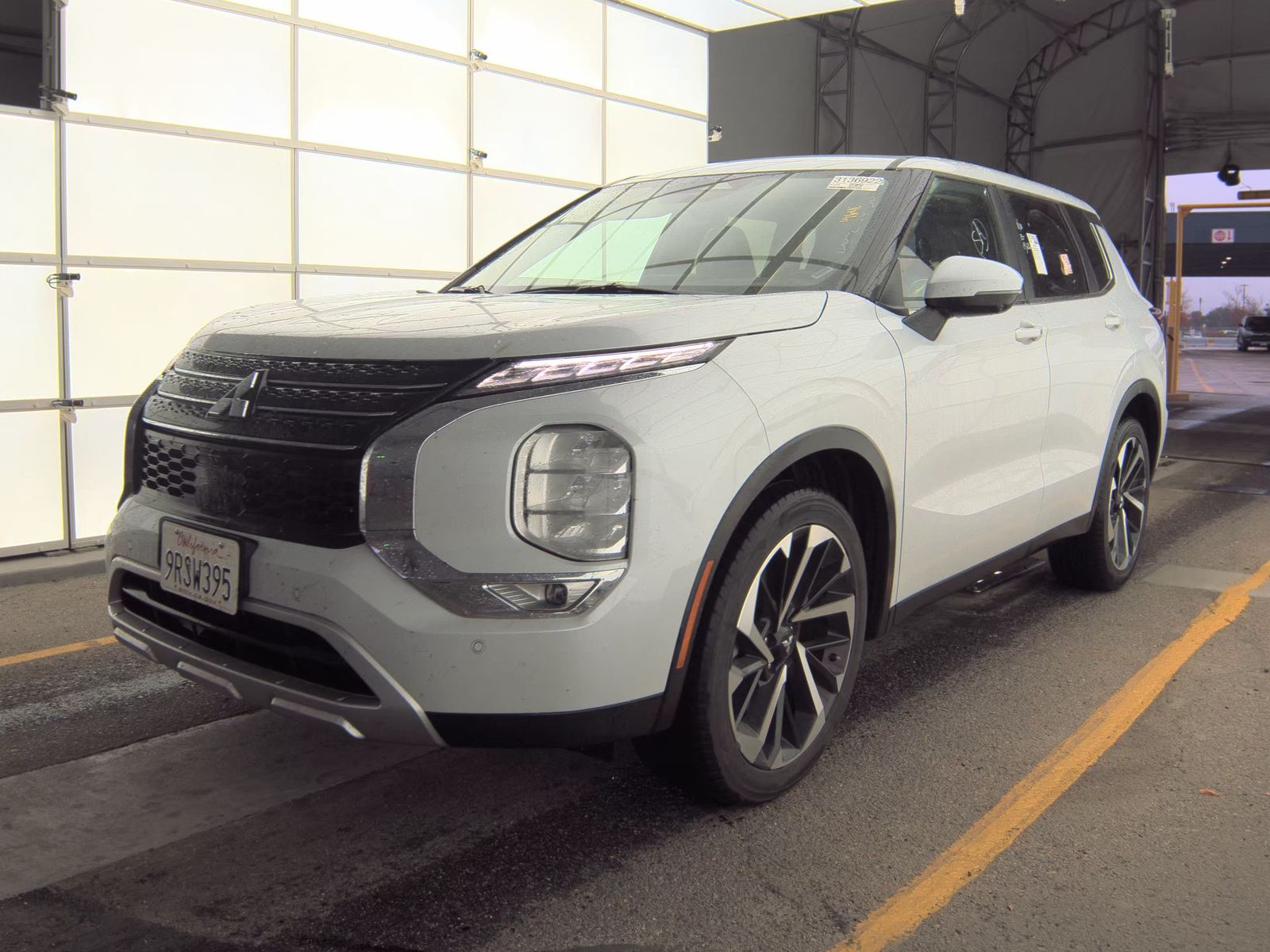 2024 Mitsubishi Outlander SE FWD