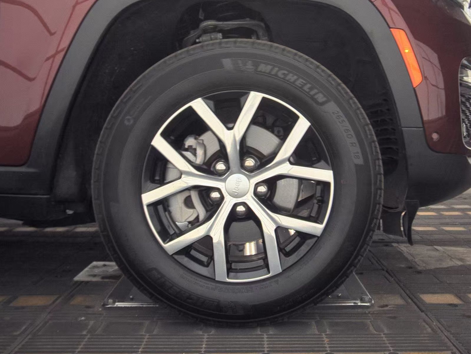 2023 Jeep Grand Cherokee Limited AWD