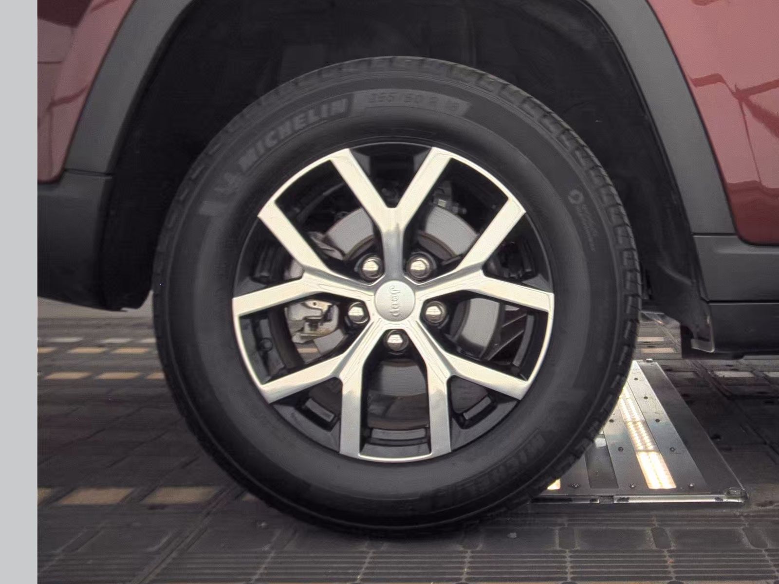 2023 Jeep Grand Cherokee Limited AWD