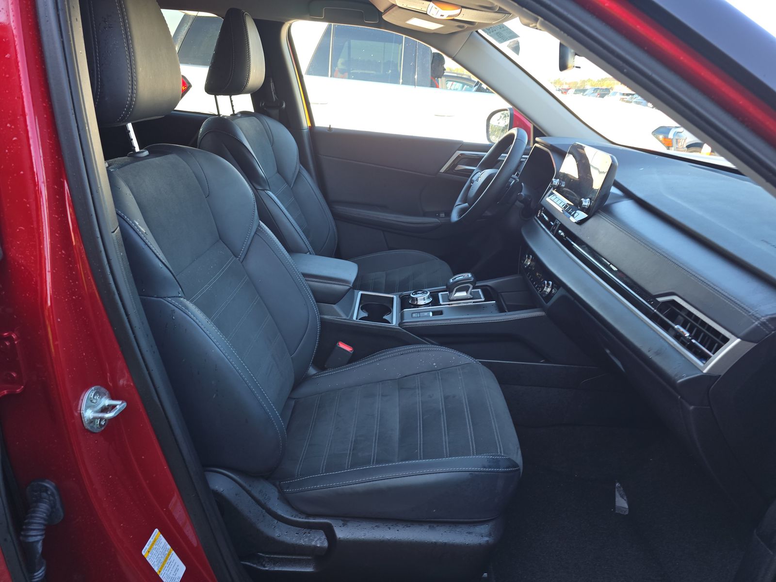 2024 Mitsubishi Outlander SE AWD