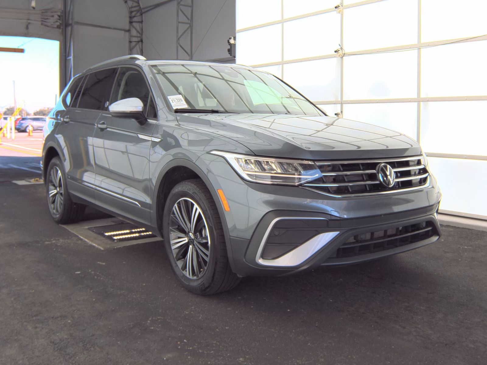 2024 Volkswagen Tiguan 2.0T Wolfsburg Edition FWD