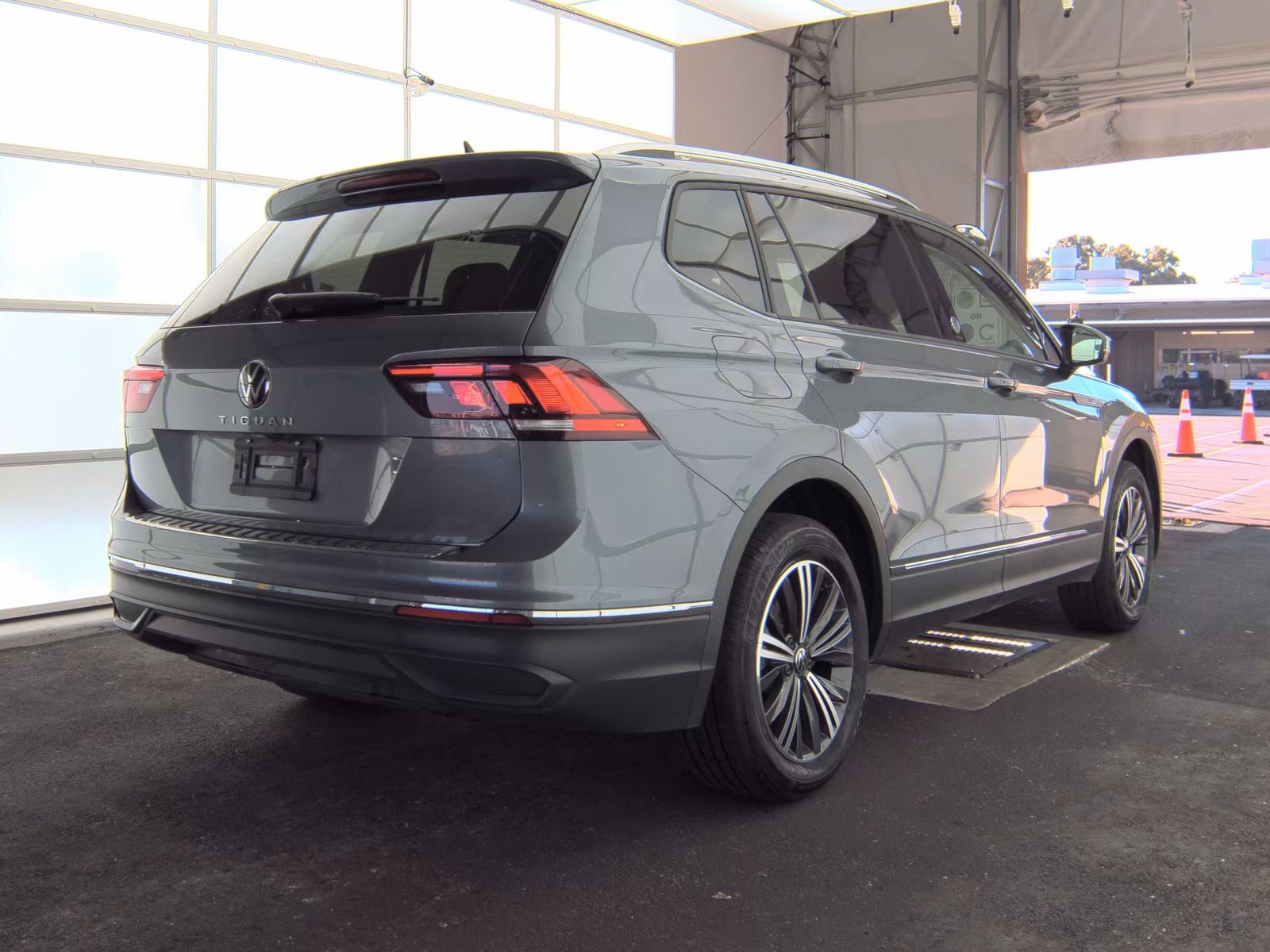 2024 Volkswagen Tiguan 2.0T Wolfsburg Edition FWD