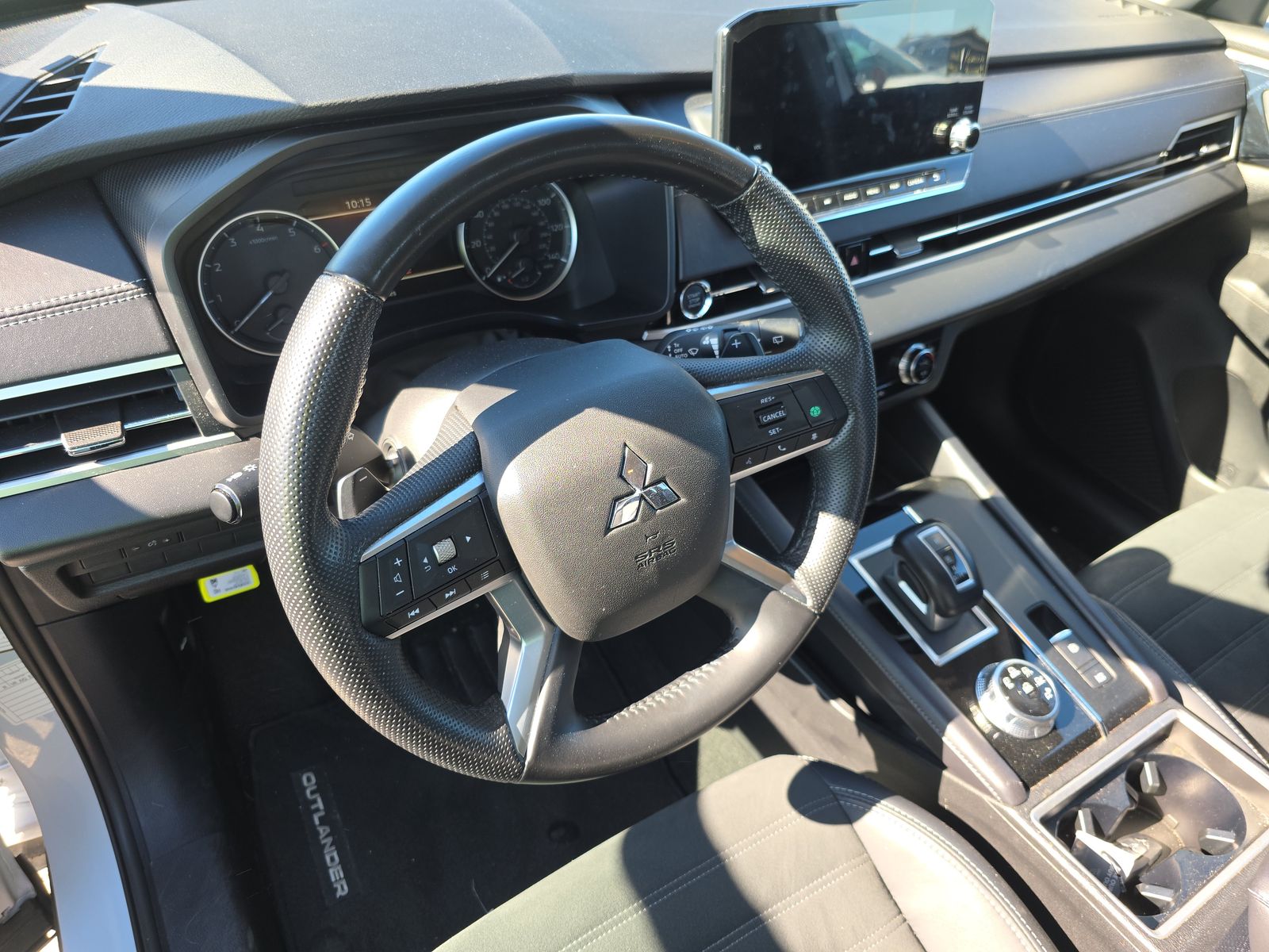 2024 Mitsubishi Outlander SE FWD