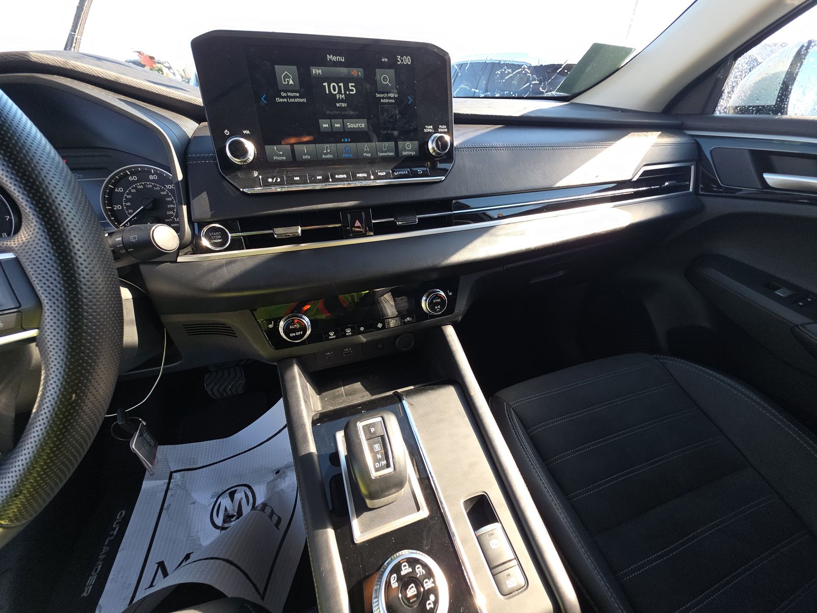 2024 Mitsubishi Outlander SE FWD