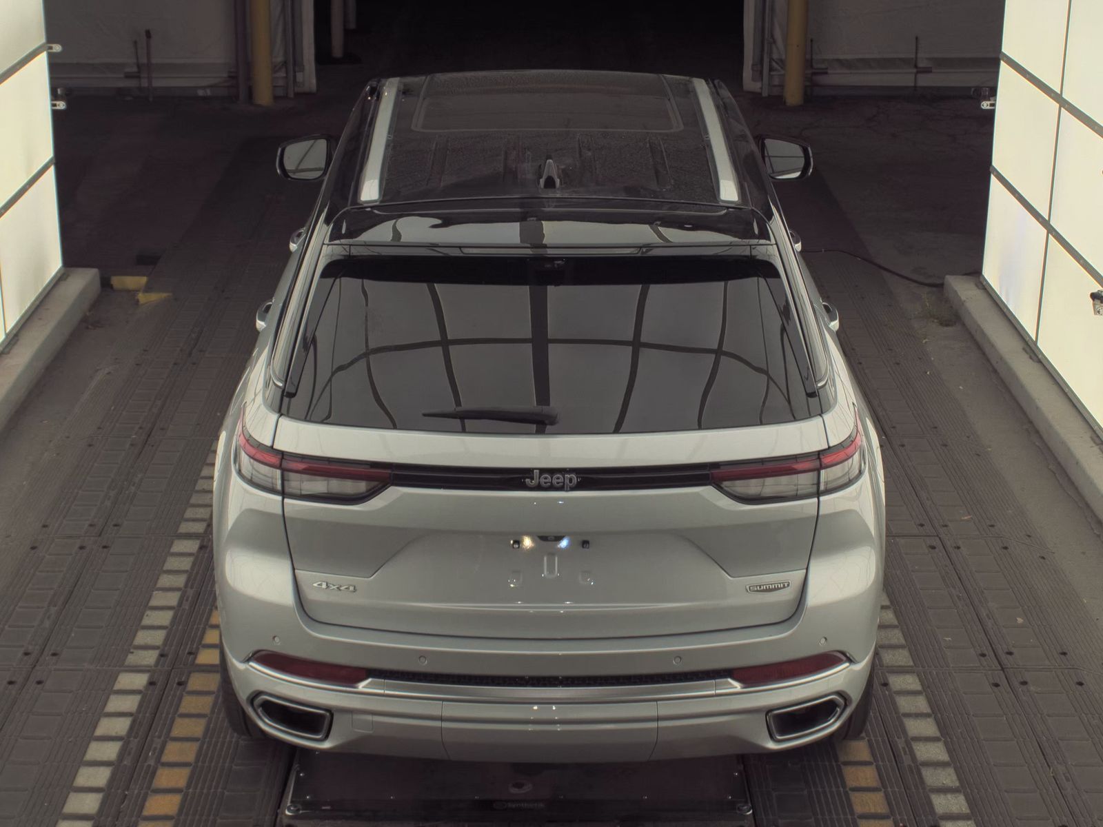 2022 Jeep Grand Cherokee Summit Reserve AWD