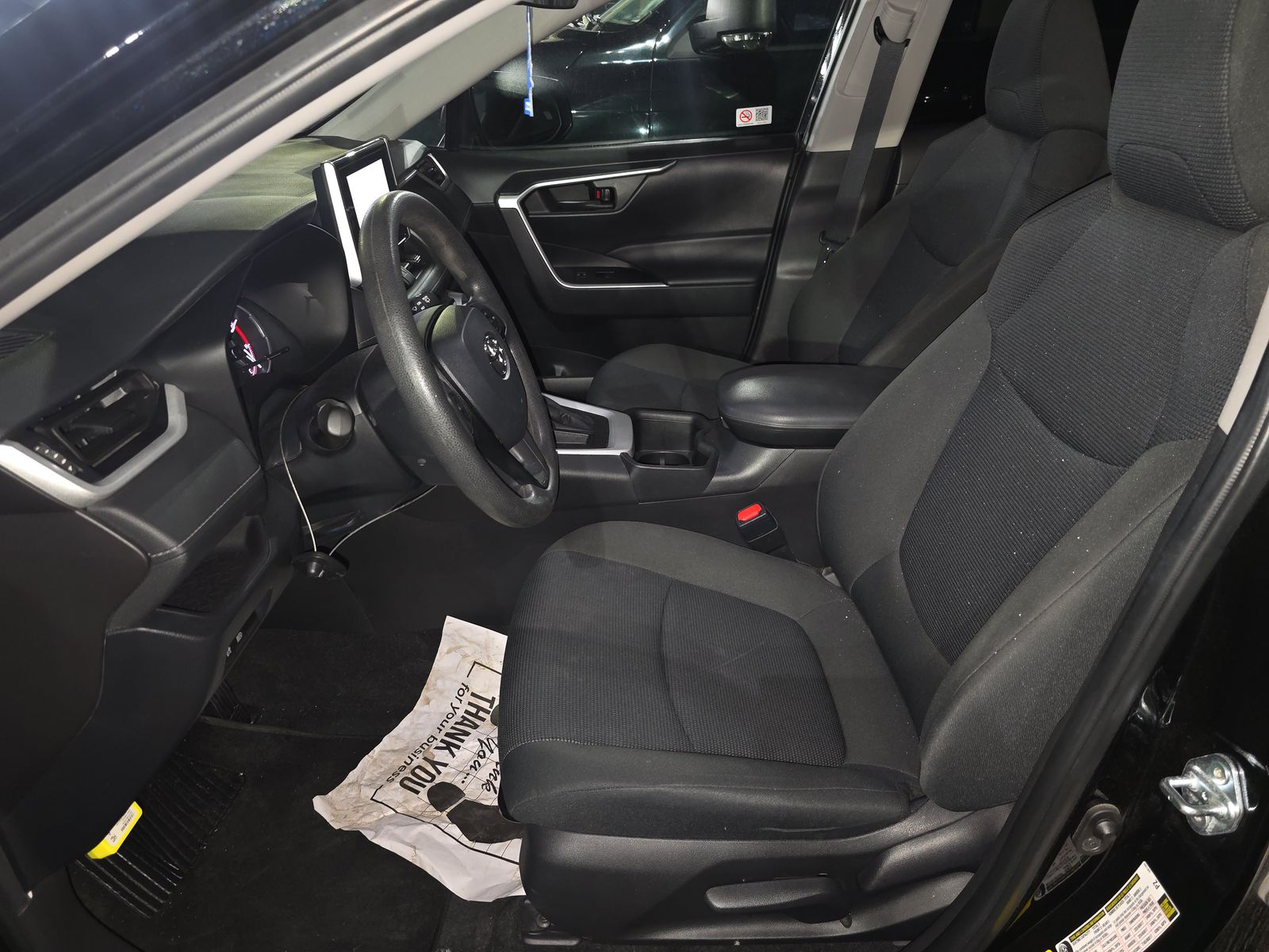 2024 Toyota RAV4 LE FWD