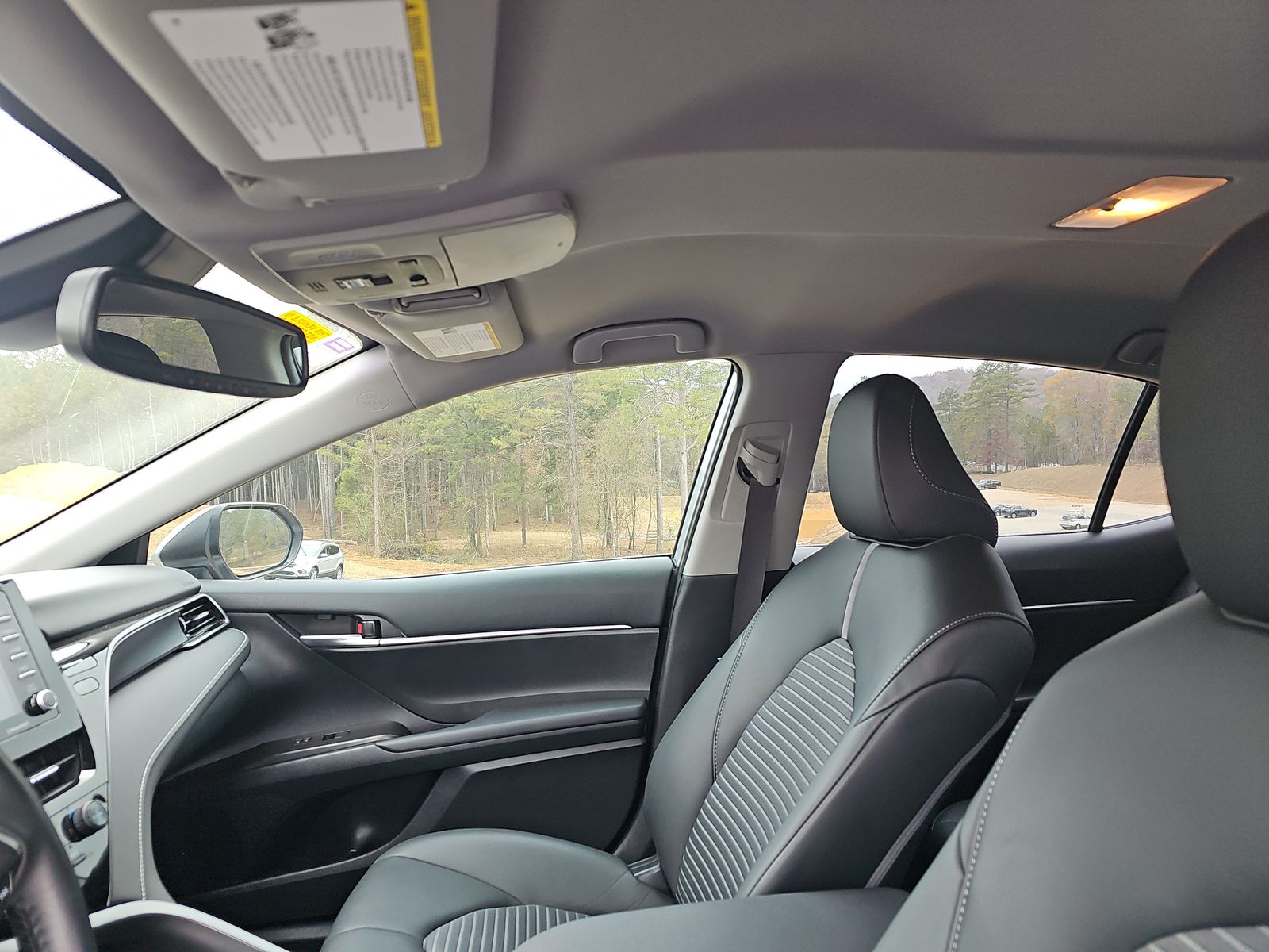 2024 Toyota Camry SE FWD