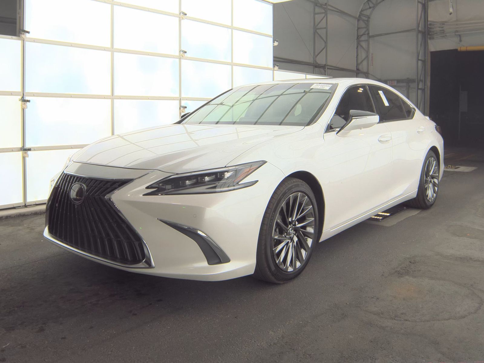 2024 Lexus ES ES 300h Ultra Luxury FWD