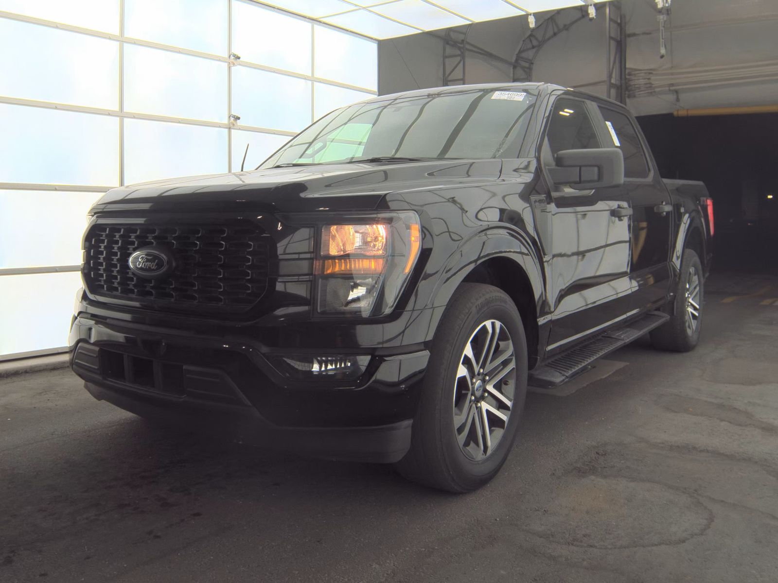 2023 Ford F-150 XL RWD