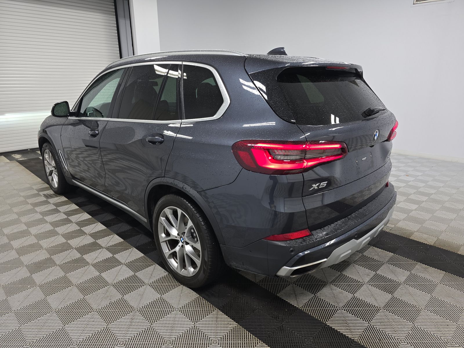 2021 BMW X5 sDrive40i RWD