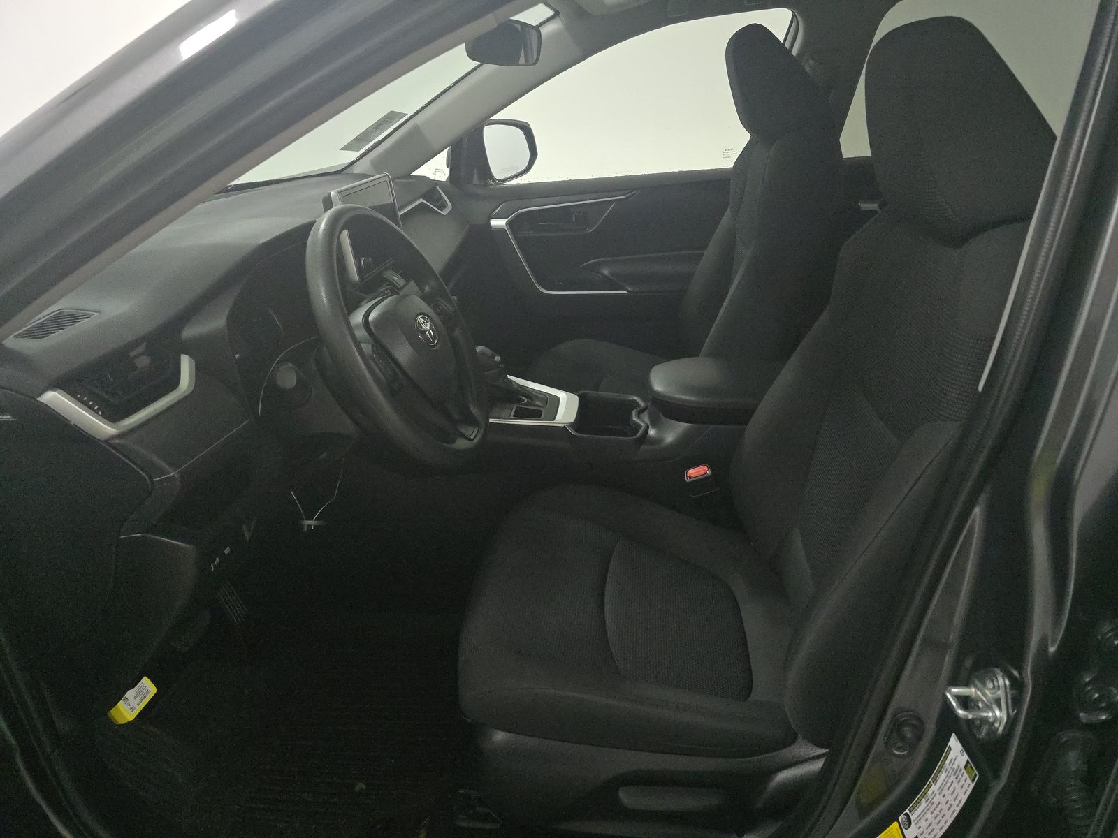 2025 Toyota RAV4 LE AWD