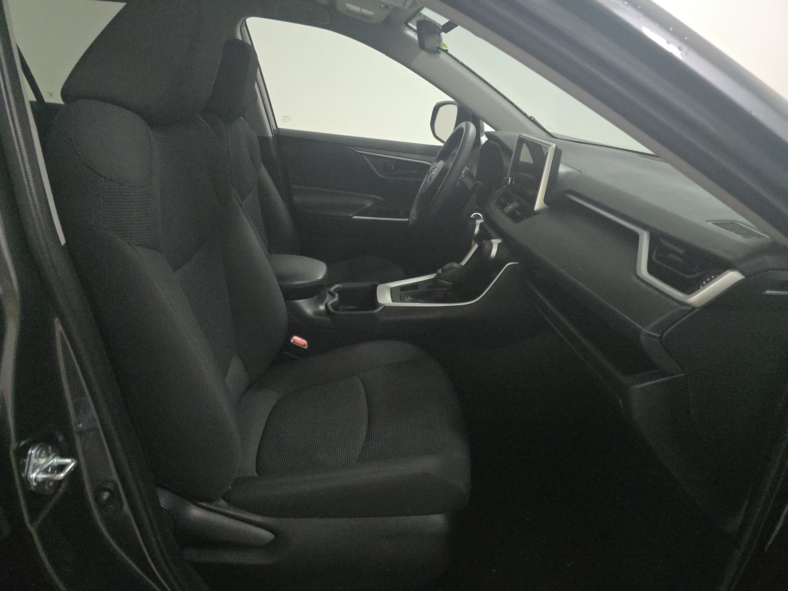 2025 Toyota RAV4 LE AWD