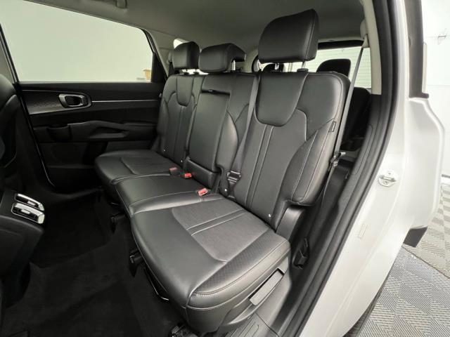 2024 Kia Sorento S AWD