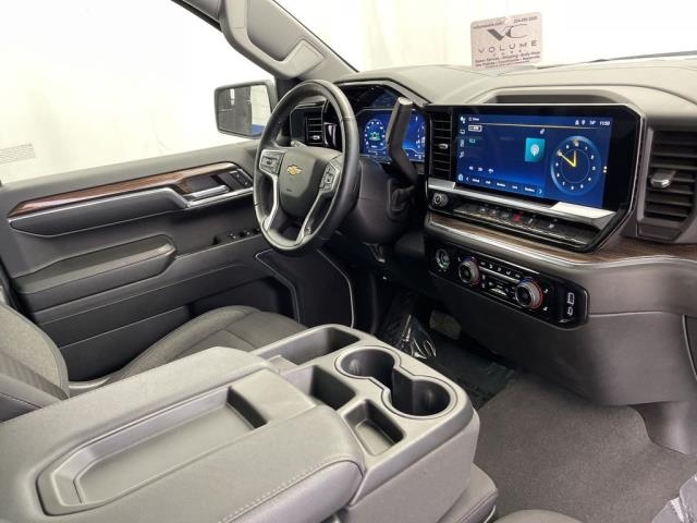 2024 Chevrolet Silverado 1500 LT AWD