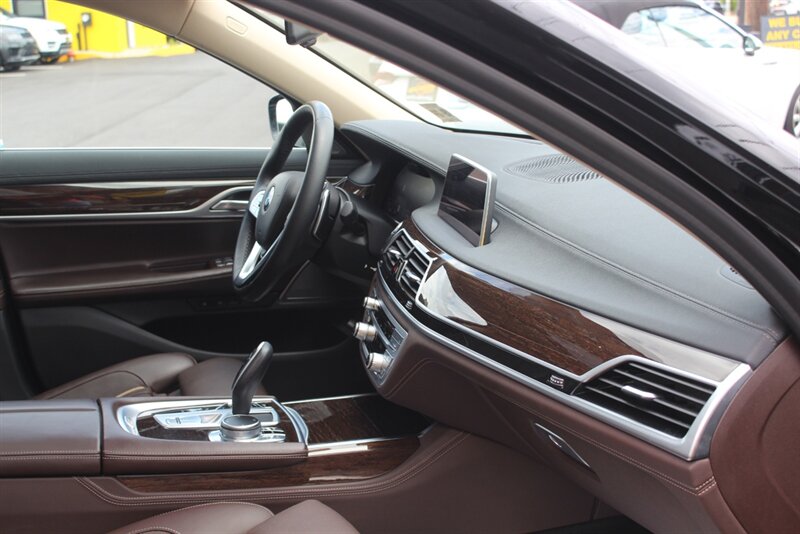 2020 BMW 7 Series 750i xDrive AWD