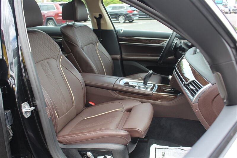 2020 BMW 7 Series 750i xDrive AWD