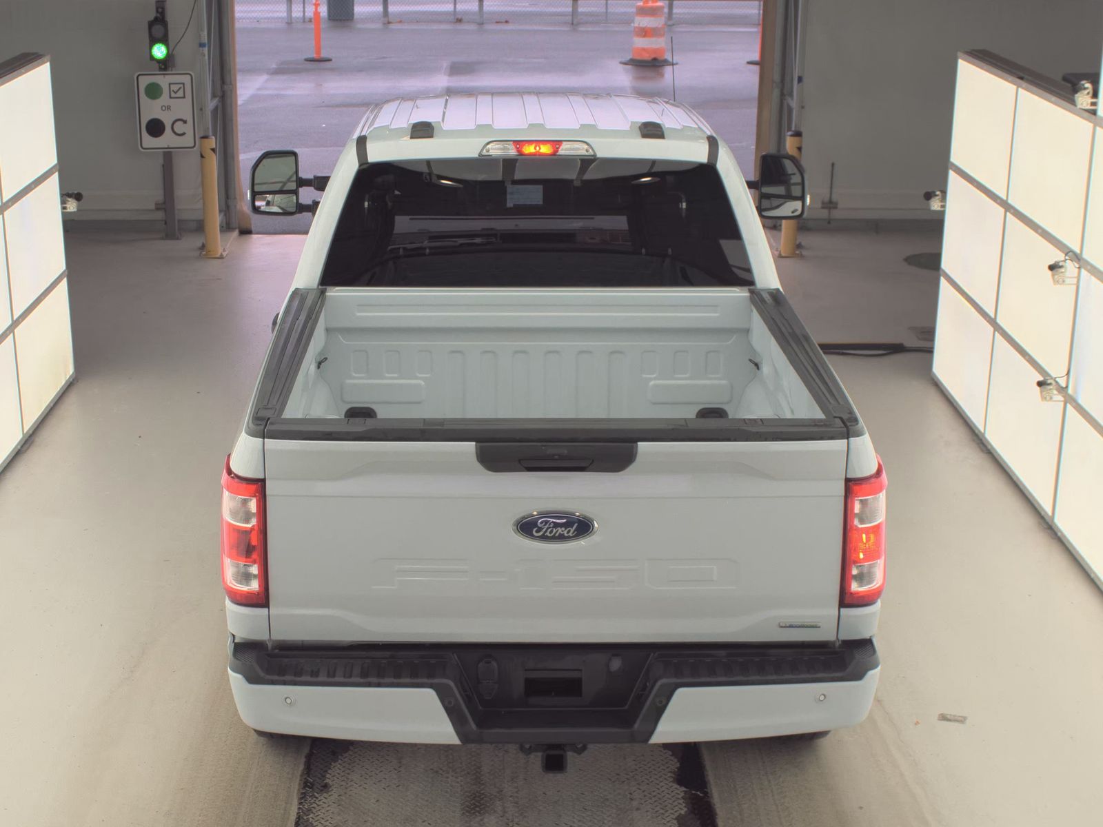 2022 Ford F-150 XL AWD