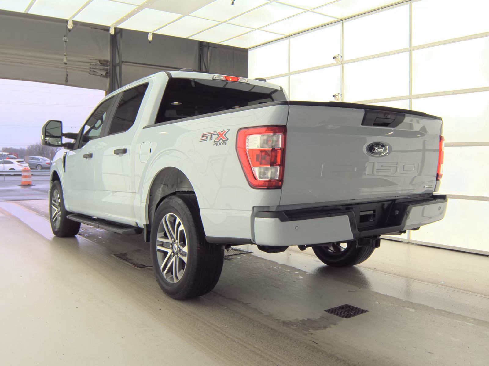 2022 Ford F-150 XL AWD